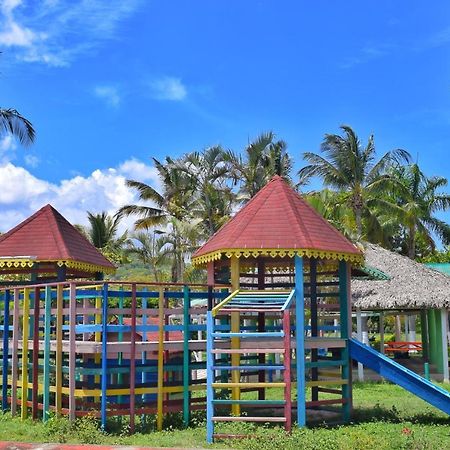 Puerto Blanco Marina & Hotel Luperon Ngoại thất bức ảnh